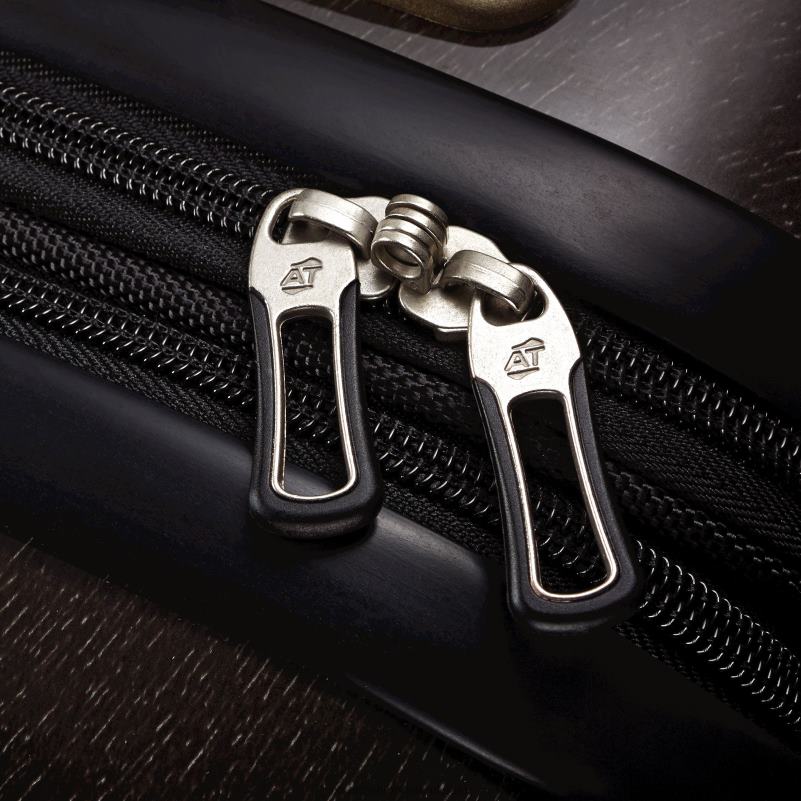 Disney Mickey Mouse 28'' Hardside Spinner 0HTH481 American Tourister Mickey Mouse Pants Luggage