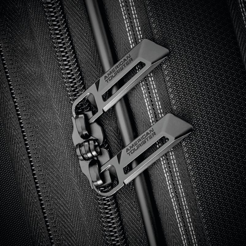 Zoom Turbo 24'' Spinner 0HTH465 American Tourister Black Luggage