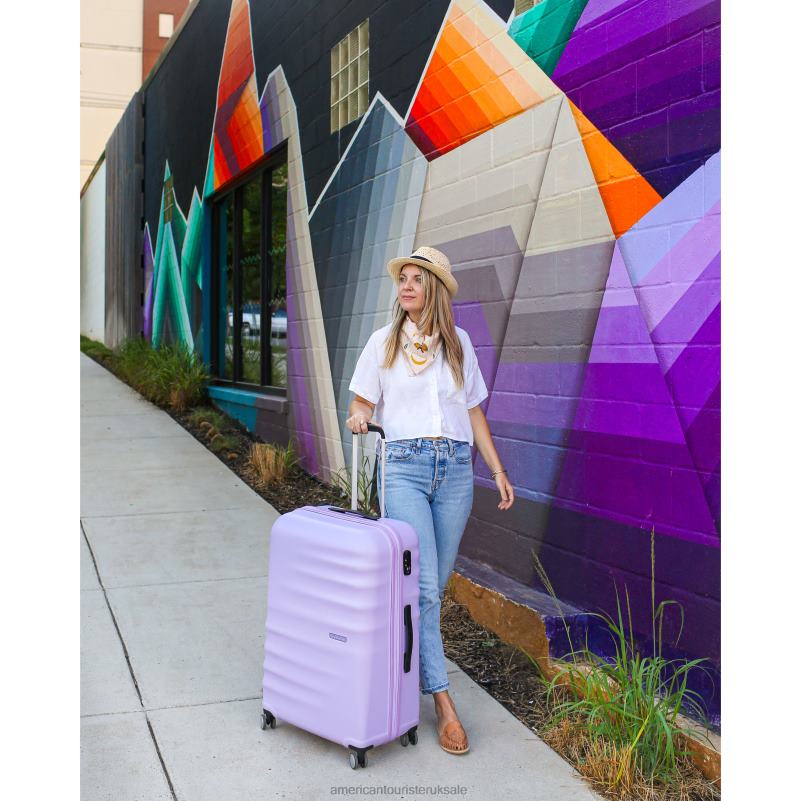 Wavebreaker 2 PC Set 0HTH443 American Tourister Celery Green Luggage